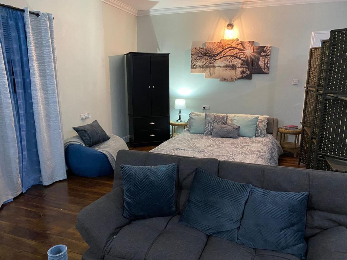 Arcadia Studio Apartment Augier Екстериор снимка